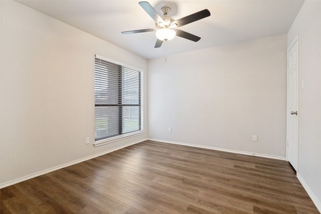 521 Clear Springs Drive, Mesquite, TX 75150