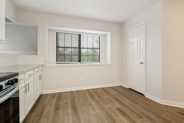 521 Clear Springs Drive, Mesquite, TX 75150