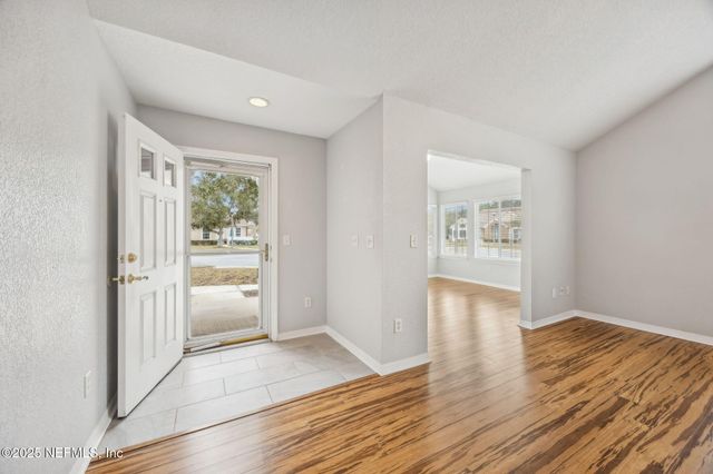 4362 EDGEWATER CROSSING Drive 21-4, Jacksonville, FL 32257