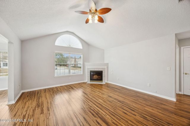 4362 EDGEWATER CROSSING Drive 21-4, Jacksonville, FL 32257