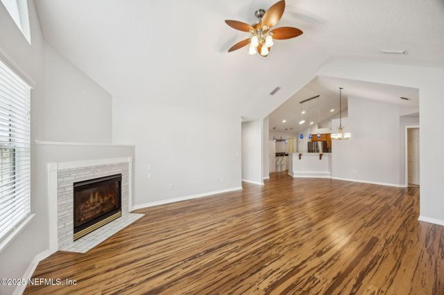 4362 EDGEWATER CROSSING Drive 21-4, Jacksonville, FL 32257