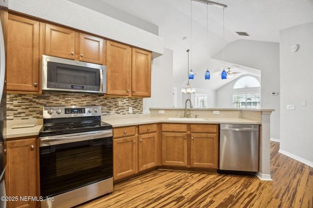 4362 EDGEWATER CROSSING Drive 21-4, Jacksonville, FL 32257