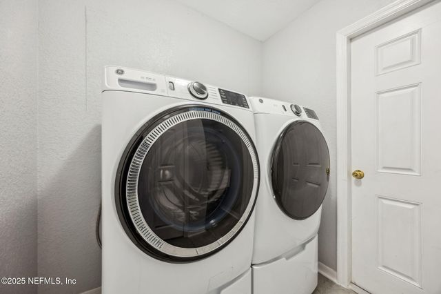 4362 EDGEWATER CROSSING Drive 21-4, Jacksonville, FL 32257