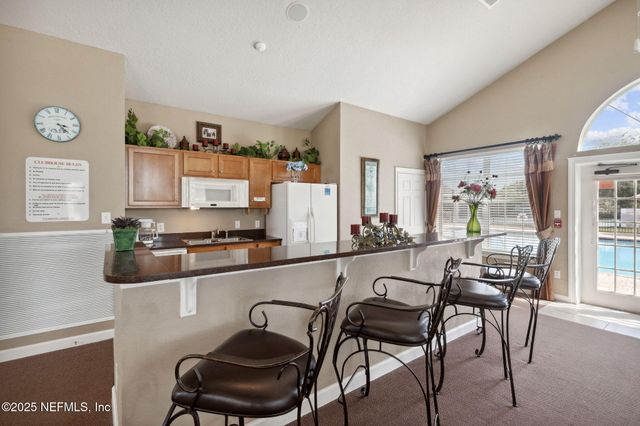 4362 EDGEWATER CROSSING Drive 21-4, Jacksonville, FL 32257