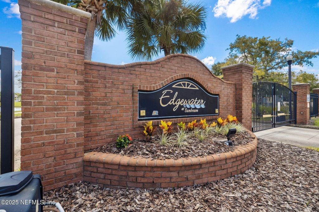 4362 EDGEWATER CROSSING Drive 21-4, Jacksonville, FL 32257