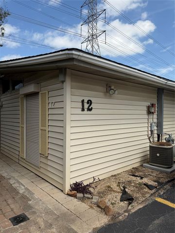 4102 Sherwood Lane 12, Houston, TX 77092