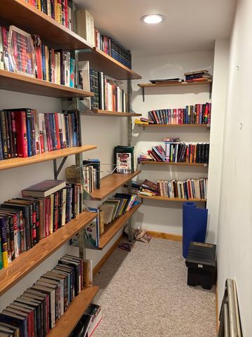 5536 Foxwoods Drive, Oak Lawn, IL 60453