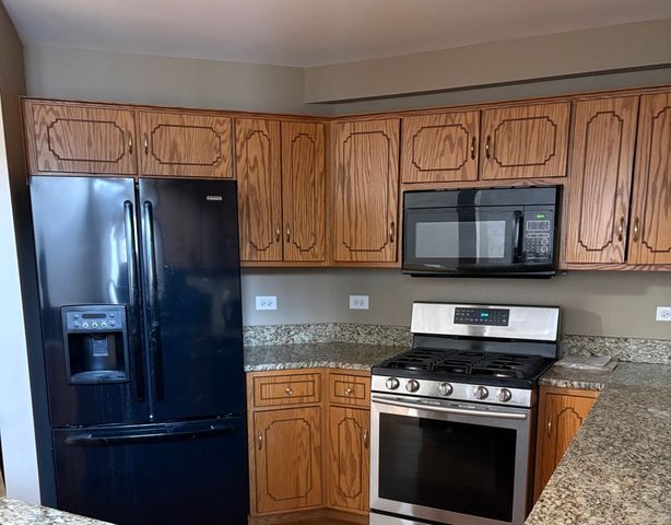 5536 Foxwoods Drive, Oak Lawn, IL 60453