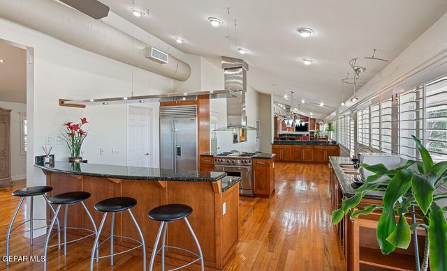 6108 PINEHURST Drive, El Paso, TX 79912