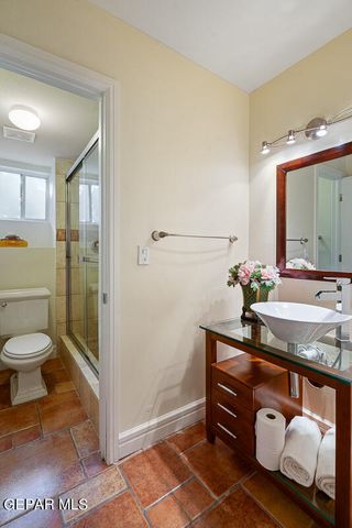 6108 PINEHURST Drive, El Paso, TX 79912