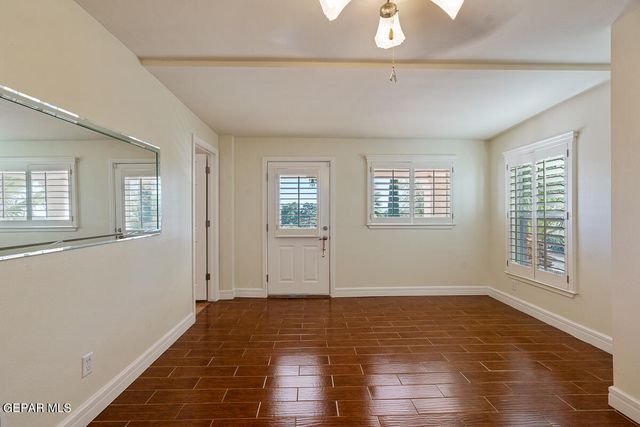 6108 PINEHURST Drive, El Paso, TX 79912