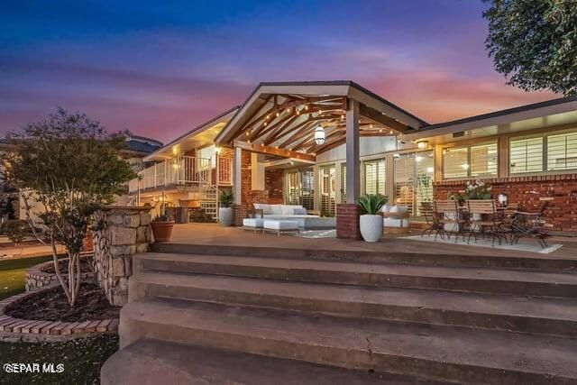 6108 PINEHURST Drive, El Paso, TX 79912