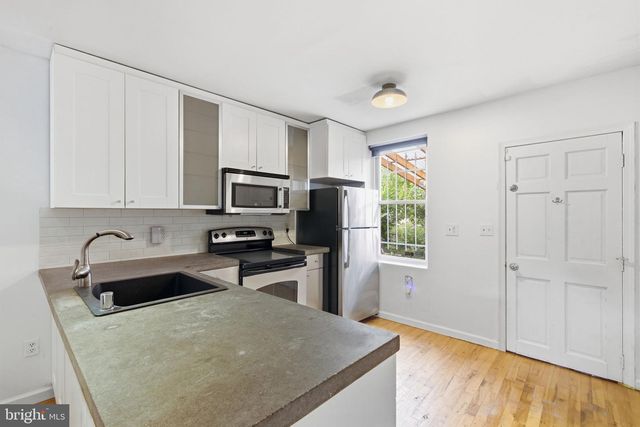 3108 BRENTWOOD AVE, Baltimore, MD 21218