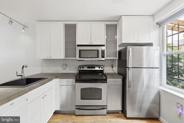 3108 BRENTWOOD AVE, Baltimore, MD 21218