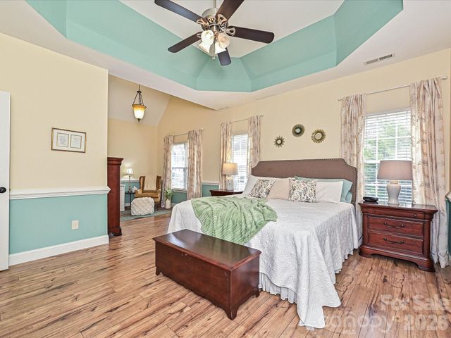 132 Gray Cliff Drive, Mooresville, NC 28117