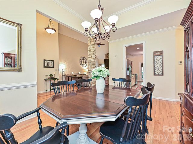 132 Gray Cliff Drive, Mooresville, NC 28117