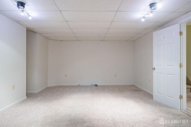 1301 Dahlia Circle, South Brunswick, NJ 08810