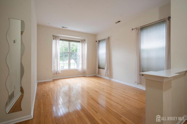 1301 Dahlia Circle, South Brunswick, NJ 08810