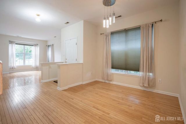 1301 Dahlia Circle, South Brunswick, NJ 08810