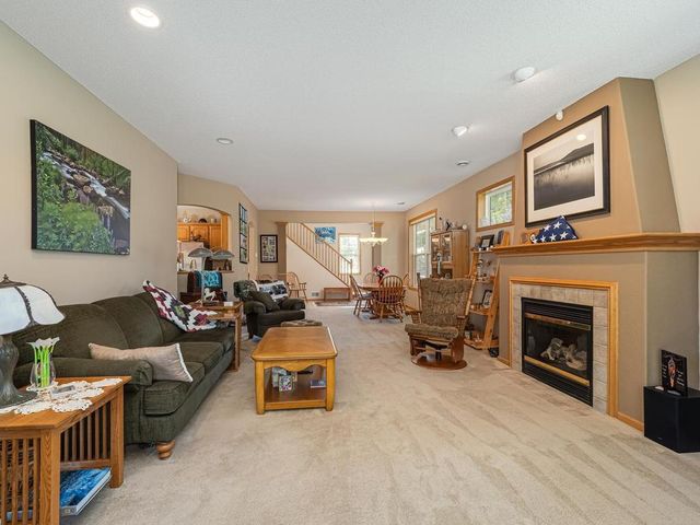 10562 Mississippi Circle N, Brooklyn Park, MN 55443