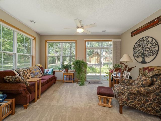 10562 Mississippi Circle N, Brooklyn Park, MN 55443