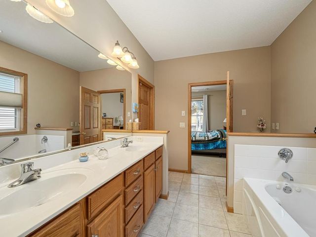 10562 Mississippi Circle N, Brooklyn Park, MN 55443