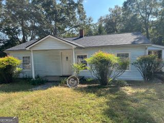 1192 ROCKY FORD Road, Lavonia, GA 30553