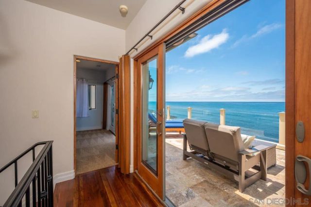 5556 Calumet Avenue, La Jolla, CA 92037