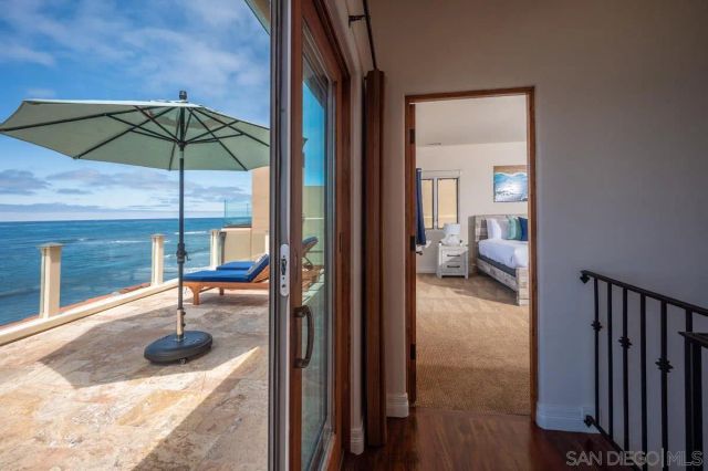 5556 Calumet Avenue, La Jolla, CA 92037