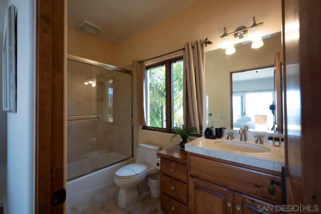 5556 Calumet Avenue, La Jolla, CA 92037