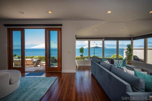 5556 Calumet Avenue, La Jolla, CA 92037