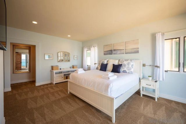 5556 Calumet Avenue, La Jolla, CA 92037