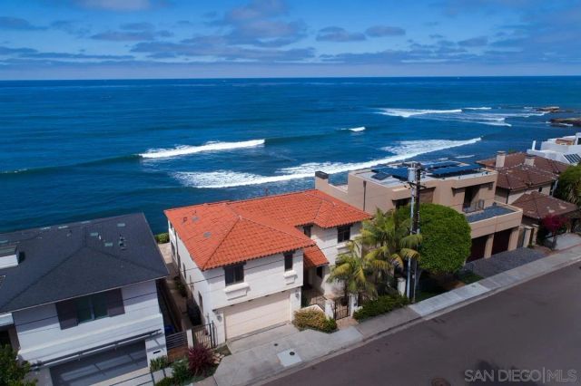 5556 Calumet Avenue, La Jolla, CA 92037