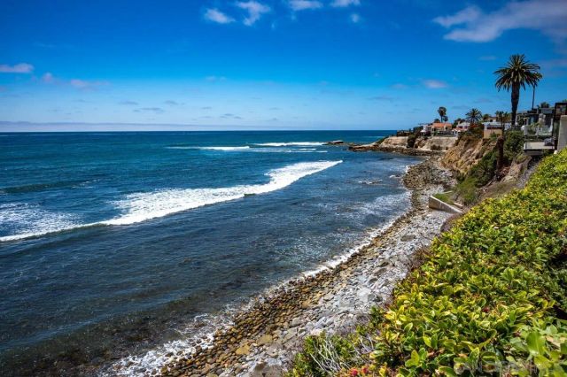 5556 Calumet Avenue, La Jolla, CA 92037