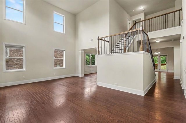 550 Nichols View Way, Suwanee, GA 30024