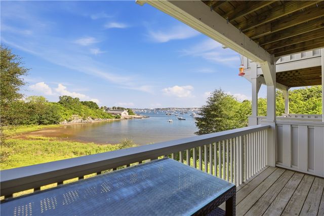 157 Harrison Avenue 14, Newport, RI 02840