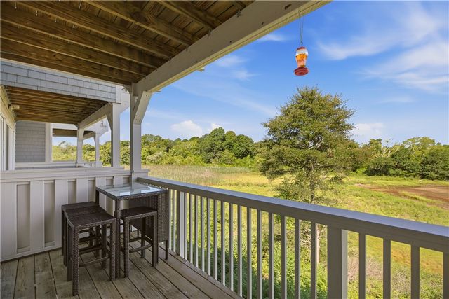 157 Harrison Avenue 14, Newport, RI 02840