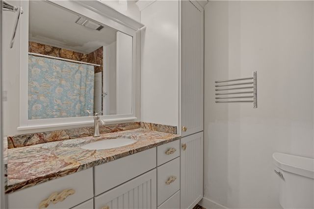 157 Harrison Avenue 14, Newport, RI 02840