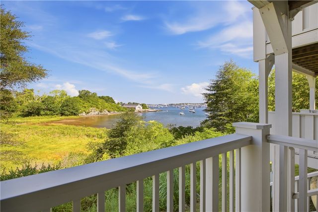 157 Harrison Avenue 14, Newport, RI 02840