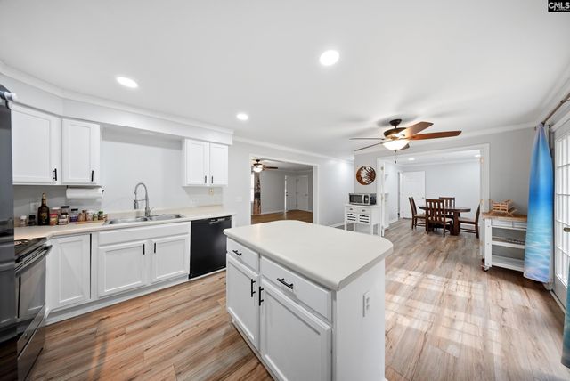 425 Crestwood Arch, Lexington, SC 29073