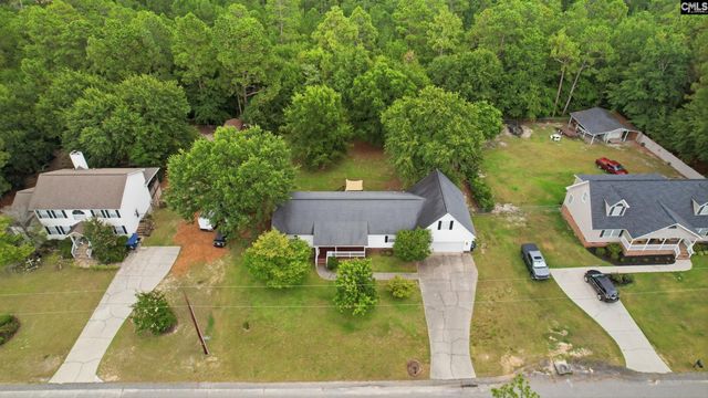 425 Crestwood Arch, Lexington, SC 29073