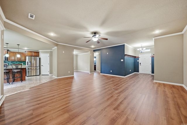 3015 Gladstone Drive, Conway, AR 72032