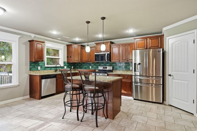 3015 Gladstone Drive, Conway, AR 72032