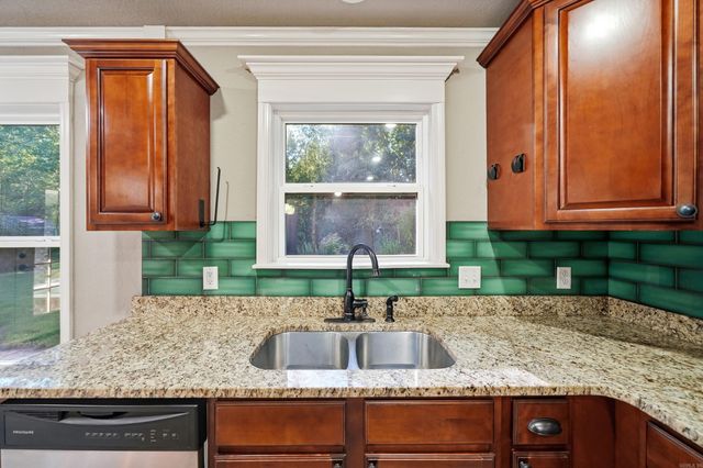 3015 Gladstone Drive, Conway, AR 72032