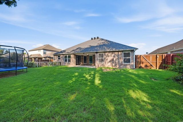 3015 Gladstone Drive, Conway, AR 72032