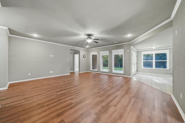3015 Gladstone Drive, Conway, AR 72032
