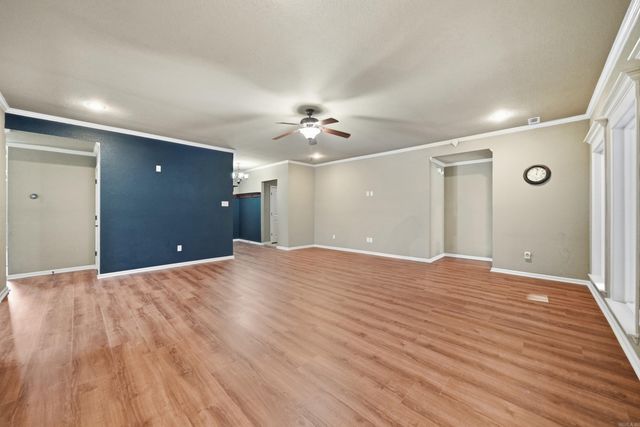 3015 Gladstone Drive, Conway, AR 72032