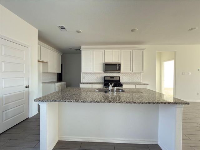 5731 Tabula Rasa Drive, Katy, TX 77493