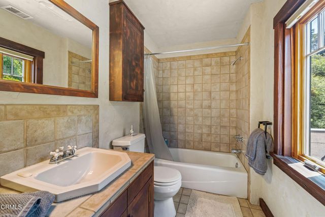 42501 CA-1, Westport, CA 95488