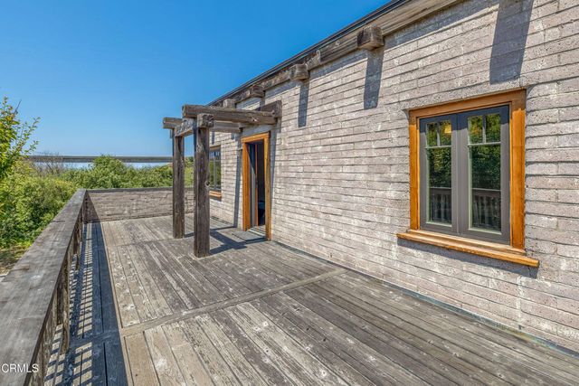 42501 CA-1, Westport, CA 95488